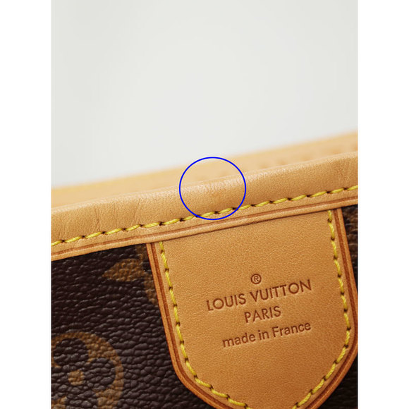 Louis Vuitton Monogram Delightful MM Shoulder Bag - Picture 4 of 7